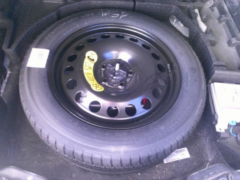 Photo 30 du bon plan FORD Kuga 2.5 Duratec 180ch Hybrid FlexiFuel E85 Active X Powershift occasion à 28900 €