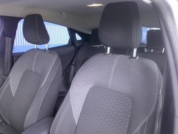 Photo 19 du bon plan FORD Puma 1.0 Flexifuel 125ch S&S mHEV E85 Titanium occasion à 18900 €