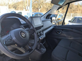Photo 10 du bon plan RENAULT Trafic Fg VUL L1H1 2T8 2.0 Blue dCi 150ch Extra -24 occasion à 26990 €