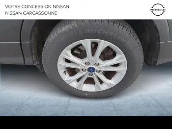 Photo 9 du bon plan FORD Kuga 1.5 TDCi 120ch Stop&Start Titanium 4x2 Powershift occasion à 14790 €