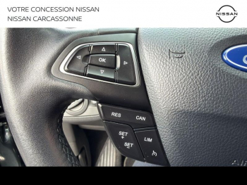 Photo 17 du bon plan FORD Kuga 1.5 TDCi 120ch Stop&Start Titanium 4x2 Powershift occasion à 14790 €