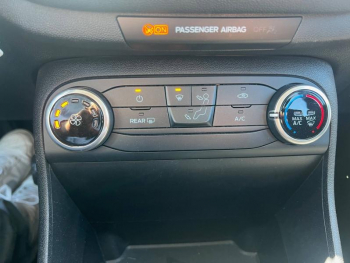 Photo 17 du bon plan FORD Fiesta 1.1 75ch  Cool & Connect 5p occasion à 12480 €