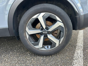 Photo 21 du bon plan NISSAN Qashqai e-POWER 190ch Business Edition 2022 occasion à 24490 €