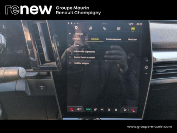 Photo 26 du bon plan RENAULT Megane E-Tech Electric EV60 220ch Techno super charge -B occasion à 24999 €