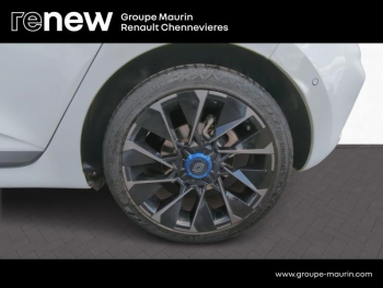 Photo 10 du bon plan RENAULT Clio 1.6 E-Tech 145ch full hybrid esprit Alpine - 24 occasion à 22499 €