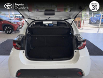 Photo 10 du bon plan TOYOTA Yaris 120 VVT-i Dynamic Business 5p MC24 occasion à 17990 €