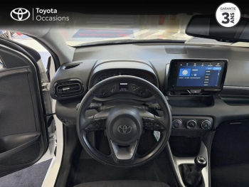 Photo 13 du bon plan TOYOTA Yaris 120 VVT-i Dynamic Business 5p MC24 occasion à 17990 €