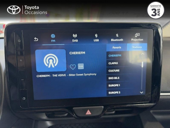 Photo 15 du bon plan TOYOTA Yaris 120 VVT-i Dynamic Business 5p MC24 occasion à 17990 €
