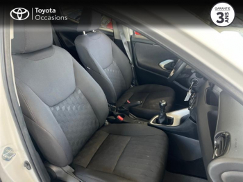 Photo 6 du bon plan TOYOTA Yaris 120 VVT-i Dynamic Business 5p MC24 occasion à 17990 €