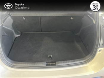 Photo 10 du bon plan TOYOTA Yaris 120 VVT-i Dynamic Business 5p MC24 occasion à 17990 €