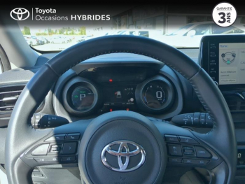 Photo 13 du bon plan TOYOTA Yaris 116h Design 5p MY22 occasion à 18490 €