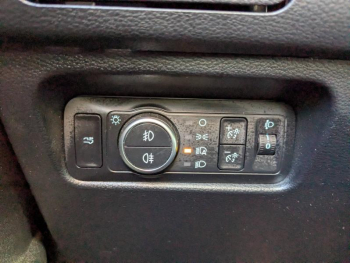 Photo 16 du bon plan FORD Ranger VUL 2.0 EcoBlue 205ch Stop&Start Double Cabine Limited e-4WD BVA10 occasion à 55669 €