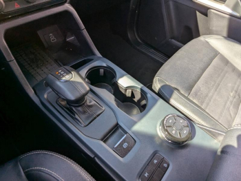 Photo 23 du bon plan FORD Ranger VUL 2.0 EcoBlue 205ch Stop&Start Double Cabine Limited e-4WD BVA10 occasion à 55669 €