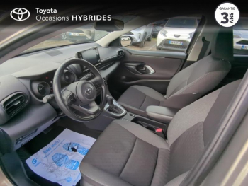 Photo 13 du bon plan TOYOTA Yaris 116h Design 5p MY22 occasion à 20990 €