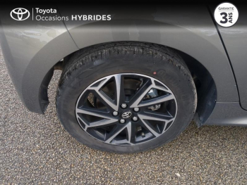 Photo 16 du bon plan TOYOTA Yaris 116h Design 5p MY22 occasion à 20990 €
