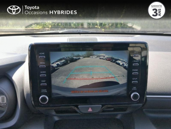 Photo 23 du bon plan TOYOTA Yaris 116h Design 5p MY22 occasion à 20990 €