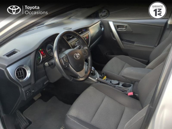 Photo 11 du bon plan TOYOTA Auris Touring Sports HSD 136h Dynamic occasion à 13990 €