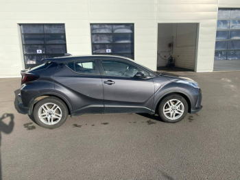 Photo 5 du bon plan TOYOTA C-HR 122h Dynamic Business 2WD E-CVT occasion à 17490 €