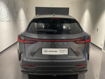 Photo 5 du bon plan LEXUS NX 450h+ Executive 4WD occasion à 40490 €