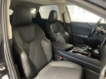 Photo 14 du bon plan LEXUS NX 450h+ Executive 4WD occasion à 40490 €