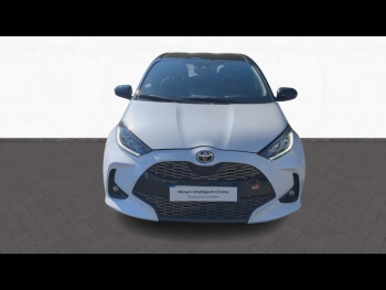 Photo 2 du bon plan TOYOTA Yaris 116h GR Sport 5p MY22 occasion à 20880 €