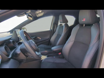 Photo 9 du bon plan TOYOTA Yaris 116h GR Sport 5p MY22 occasion à 20880 €