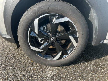 Photo 21 du bon plan NISSAN Juke 1.6 Hybrid 143ch N-Connecta 2023.5 occasion à 21795 €