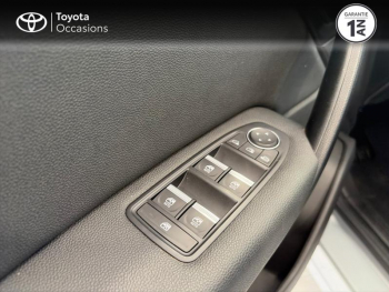 Photo 23 du bon plan RENAULT Captur 1.3 TCe 140ch FAP Intens EDC Attelage occasion à 17690 €