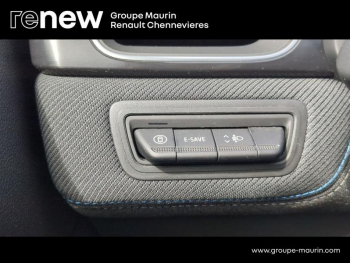 Photo 22 du bon plan RENAULT Captur 1.6 E-Tech full hybrid 145ch esprit Alpine occasion à 26989 €