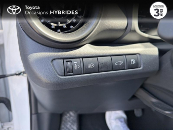 Photo 23 du bon plan TOYOTA C-HR 2.0 Hybride 200ch Design NG23 occasion à 29690 €
