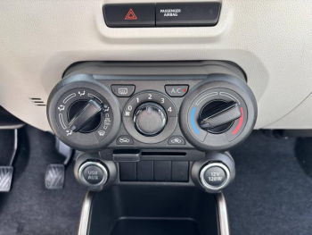 Photo 21 du bon plan SUZUKI Ignis 1.2 Dualjet 90ch Privilège occasion à 9990 €
