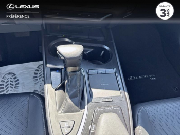 Photo 9 du bon plan LEXUS UX 250h 2WD Luxe Plus MY22 occasion à 27990 €