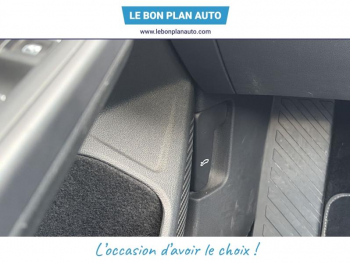 Photo 33 du bon plan VOLKSWAGEN Golf 2.0 TDI SCR 150ch  Style 1st DSG7 occasion à 18900 €