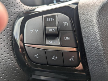 Photo 19 du bon plan FORD Puma 1.0 EcoBoost Hybrid 155ch ST-Line S&S Powershift occasion à 26412 €