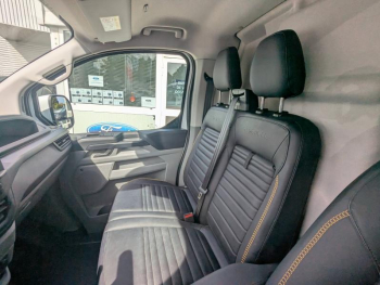 Photo 23 du bon plan FORD Transit Custom Fg VUL 320 L1H1 2.0 EcoBlue 170ch Trail 4x4 BVA8 41618 HT occasion à 49941 €