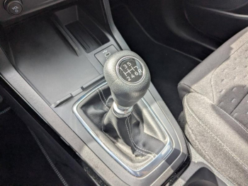 Photo 26 du bon plan FORD Puma 1.0 EcoBoost Hybrid 125ch Titanium S&S occasion à 22421 €