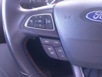 Photo 15 du bon plan FORD EcoSport 1.0 EcoBoost 125ch ST-Line Euro6.2 occasion à 13900 €