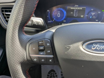 Photo 21 du bon plan FORD Kuga 2.5 Duratec 190ch FHEV E85 ST-Line X BVA occasion à 27990 €