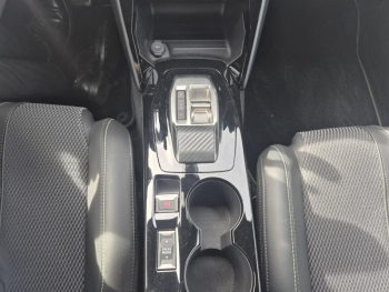 Photo 17 du bon plan PEUGEOT 2008 1.2 Hybrid 136ch GT e-DCS6 occasion à 22990 €