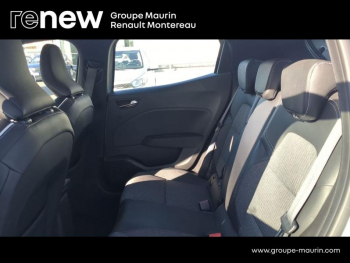 Photo 11 du bon plan RENAULT Clio 1.6 E-Tech hybride 140ch Intens -21N occasion à 15290 €