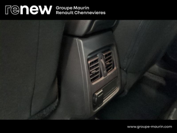 Photo 22 du bon plan RENAULT Captur 1.6 E-Tech hybride 145ch Business -21 occasion à 17999 €
