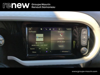 Photo 11 du bon plan RENAULT Twingo E-Tech Electric Zen R80 Achat Intégral - 21MY occasion à 10900 €