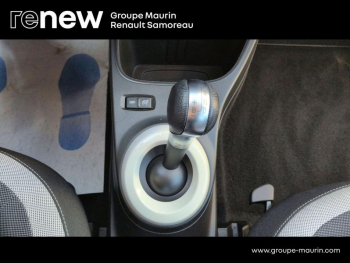 Photo 14 du bon plan RENAULT Twingo E-Tech Electric Zen R80 Achat Intégral - 21MY occasion à 10900 €