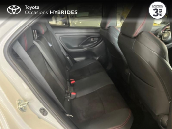 Photo 7 du bon plan TOYOTA Yaris Cross 130h GR Sport 5p Pack Techno occasion à 27990 €