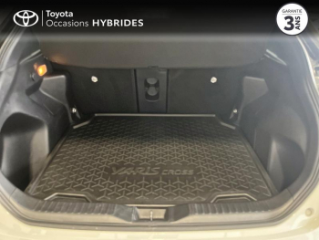 Photo 10 du bon plan TOYOTA Yaris Cross 130h GR Sport 5p Pack Techno occasion à 27990 €