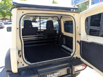 Photo 11 du bon plan SUZUKI Jimny 1.5 VVT Privilège occasion à 26987 €