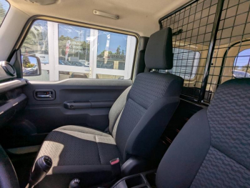 Photo 27 du bon plan SUZUKI Jimny 1.5 VVT Privilège occasion à 26987 €