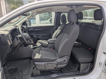 Photo 12 du bon plan FORD Ranger VUL 2.0 EcoBlue 170ch Stop&Start Super Cab XLT 4x4 BVA6 occasion à 35984 €