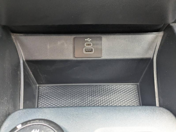 Photo 22 du bon plan FORD Ranger VUL 2.0 EcoBlue 170ch Stop&Start Super Cab XLT 4x4 BVA6 occasion à 35984 €