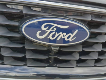 Photo 7 du bon plan FORD Kuga 2.5 Duratec 180ch Hybrid FlexiFuel Titanium Business Powershift occasion à 30990 €